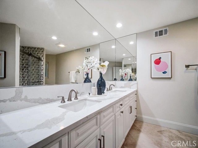 4732 Del Moreno Drive, Woodland Hills (los Angeles), CA 91364