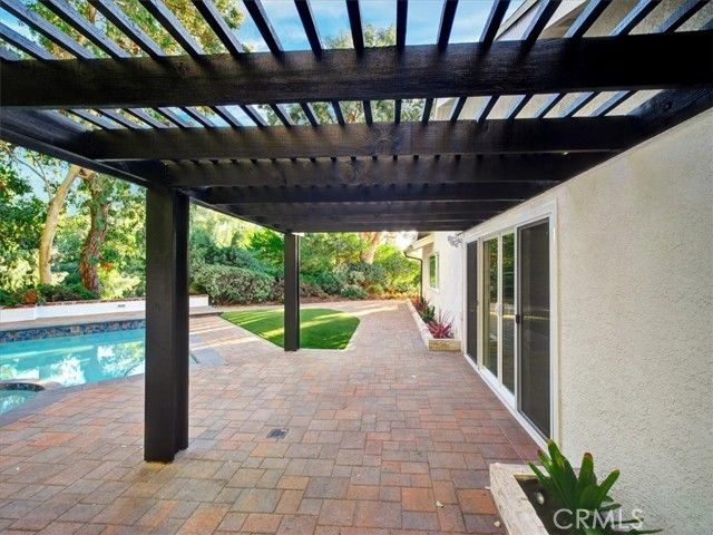 4732 Del Moreno Drive, Woodland Hills (los Angeles), CA 91364
