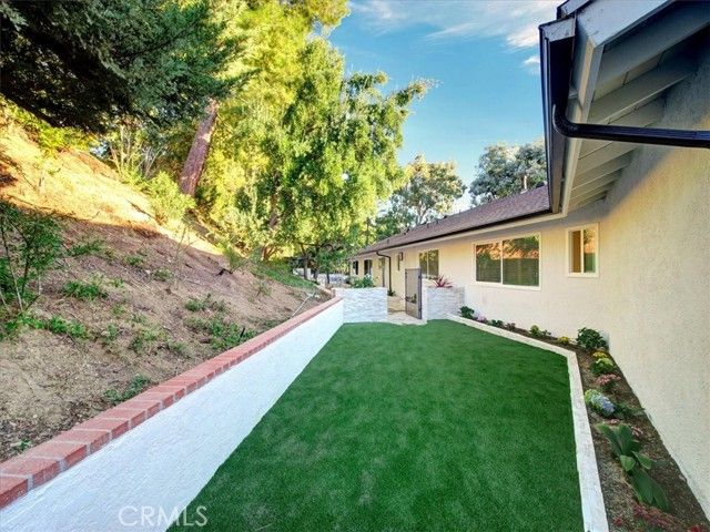 4732 Del Moreno Drive, Woodland Hills (los Angeles), CA 91364