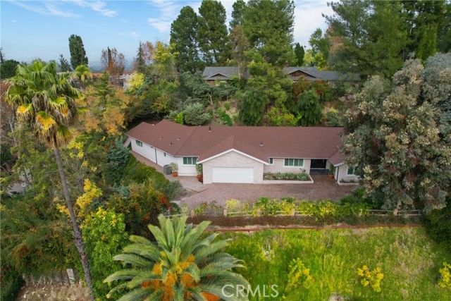 4732 Del Moreno Drive, Woodland Hills (los Angeles), CA 91364