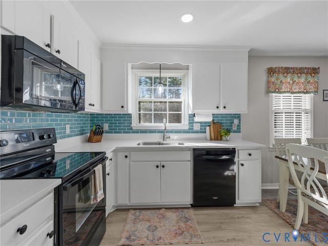 206 Rustic Dr, Dinwiddie, VA 23830