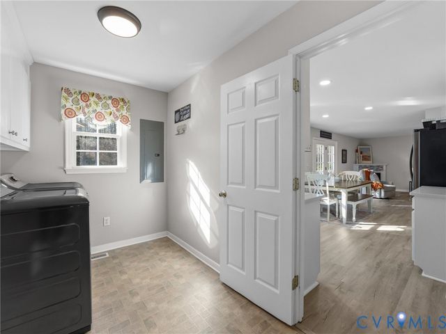 206 Rustic Dr, Dinwiddie, VA 23830