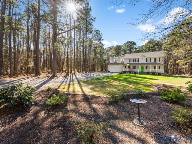 206 Rustic Dr, Dinwiddie, VA 23830