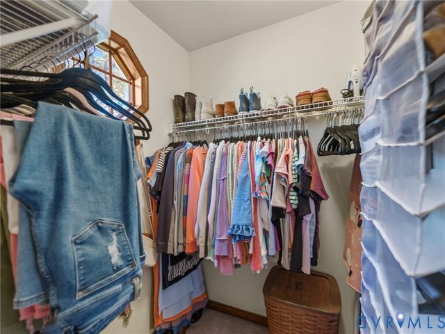 206 Rustic Dr, Dinwiddie, VA 23830