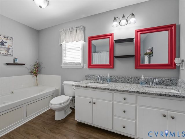 206 Rustic Dr, Dinwiddie, VA 23830