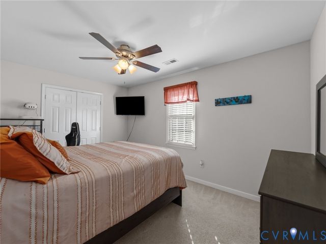 206 Rustic Dr, Dinwiddie, VA 23830