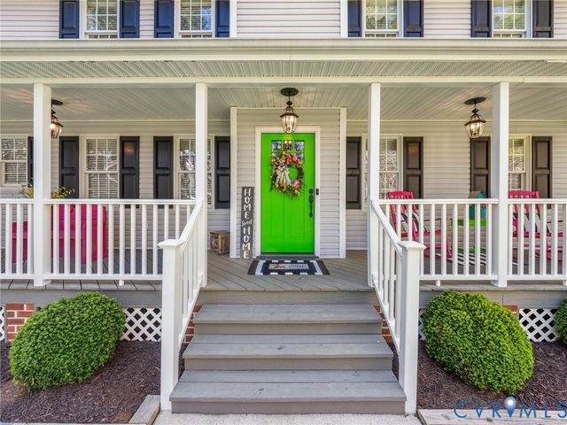 206 Rustic Dr, Dinwiddie, VA 23830