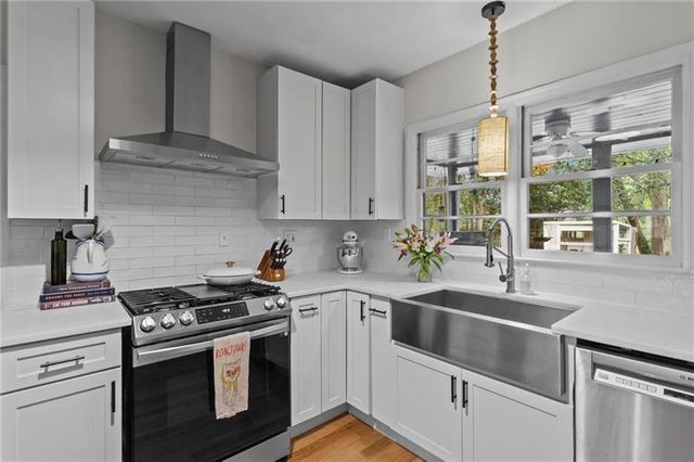 2333 Ferndale Drive, Atlanta, GA 30030