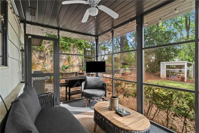 2333 Ferndale Drive, Atlanta, GA 30030