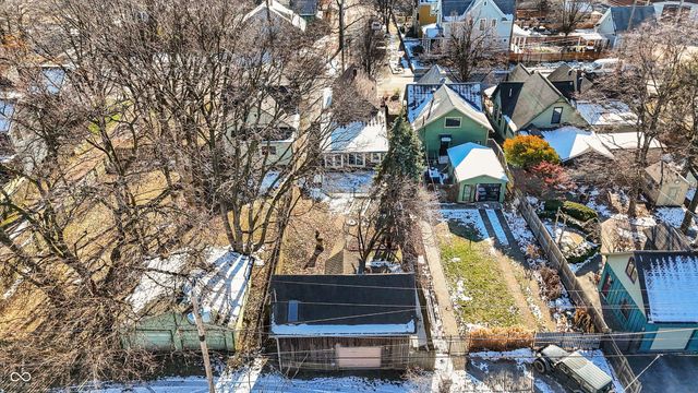 1114 E Saint Clair Street, Indianapolis, IN 46202