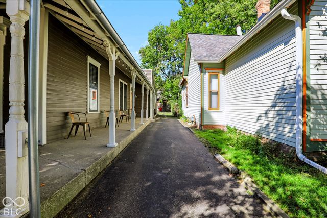 1114 E Saint Clair Street, Indianapolis, IN 46202