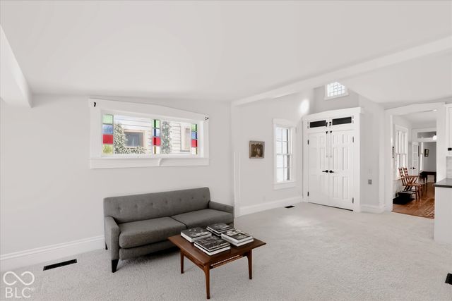 1114 E Saint Clair Street, Indianapolis, IN 46202