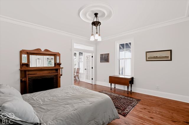 1114 E Saint Clair Street, Indianapolis, IN 46202