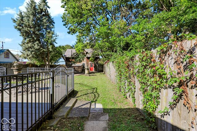 1114 E Saint Clair Street, Indianapolis, IN 46202