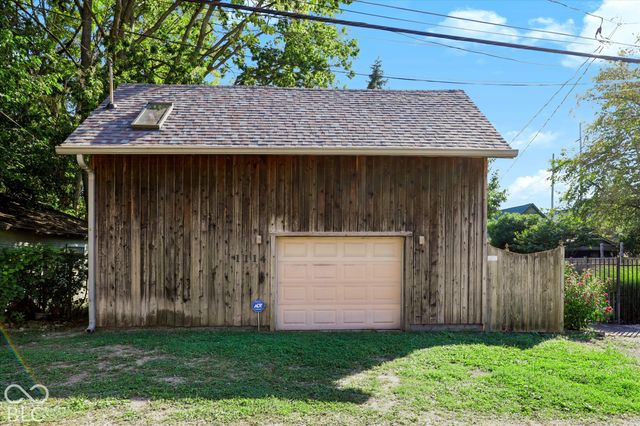 1114 E Saint Clair Street, Indianapolis, IN 46202