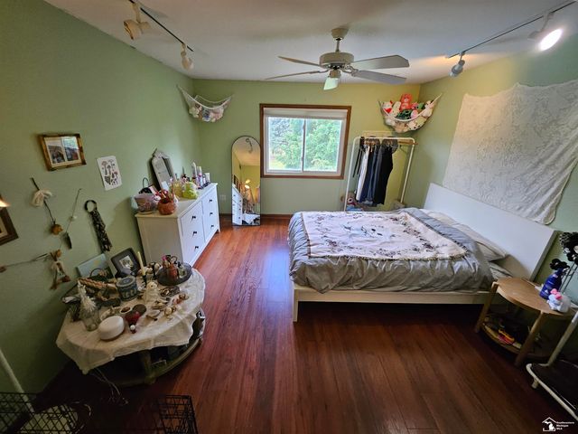 1461 W Smith Road, Bedford Twp, MI 48182