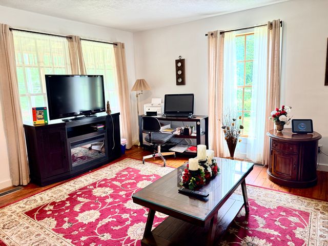 840 Nelson Ridge Road, Columbus, IN 47201