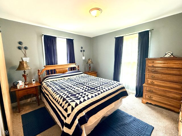 840 Nelson Ridge Road, Columbus, IN 47201