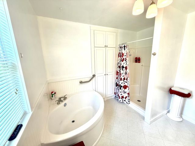 840 Nelson Ridge Road, Columbus, IN 47201