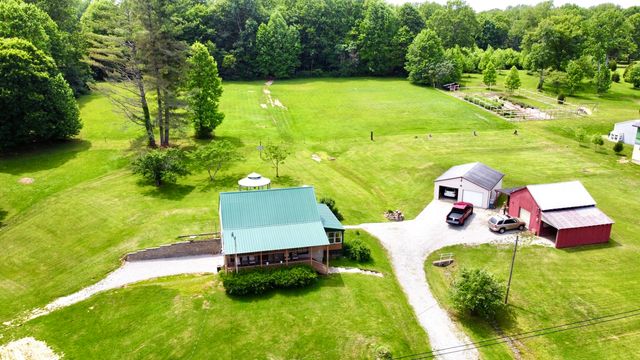 840 Nelson Ridge Road, Columbus, IN 47201