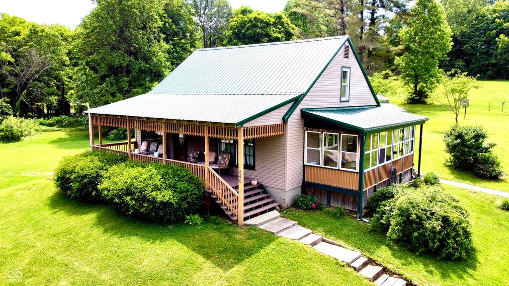 840 Nelson Ridge Road, Columbus, IN 47201
