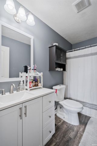 1004 Maple Run Drive, Sheridan, IN 46069