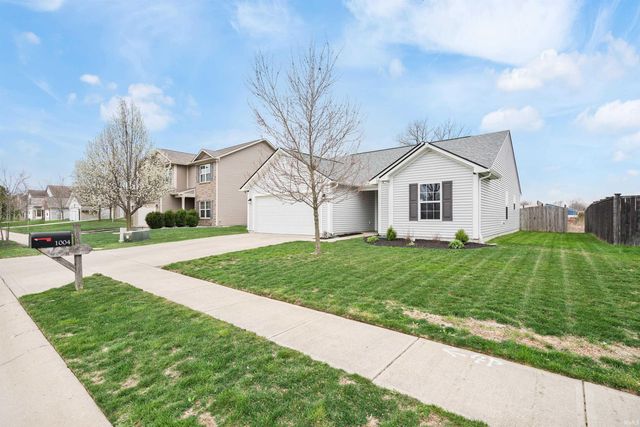 1004 Maple Run Drive, Sheridan, IN 46069