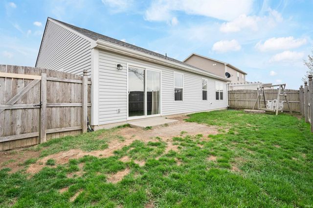 1004 Maple Run Drive, Sheridan, IN 46069