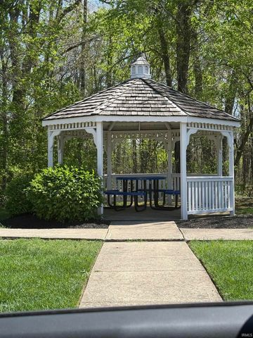 1004 Maple Run Drive, Sheridan, IN 46069