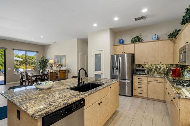 75840 Sarazen Way, Palm Desert, CA 92211