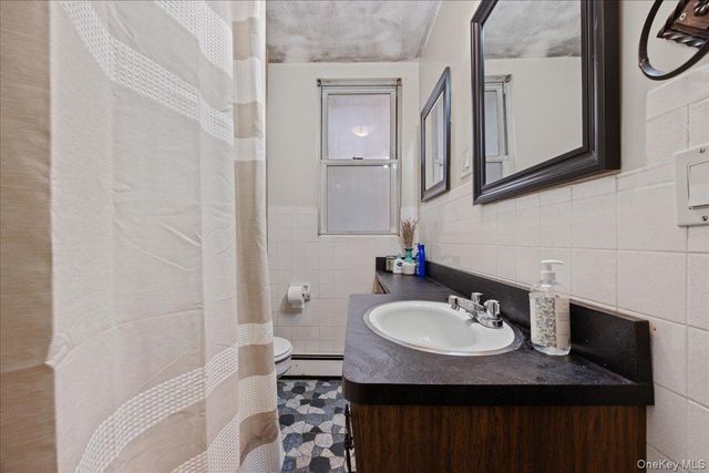 21-51 48th Street, Astoria, NY 11105