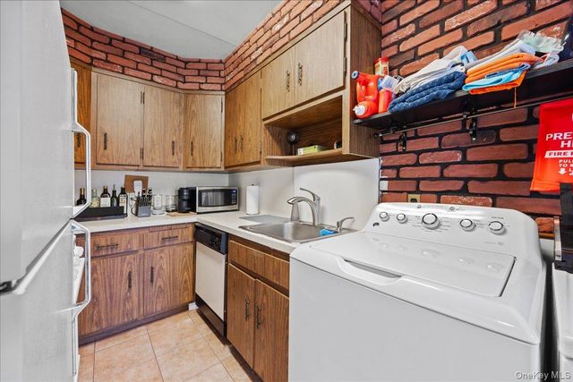 21-51 48th Street, Astoria, NY 11105