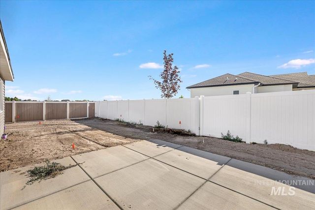 592 Eclipse Dr, Twin Falls, ID 83301