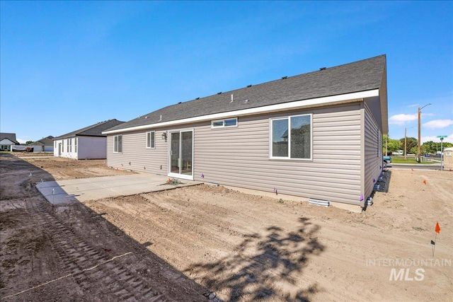 592 Eclipse Dr, Twin Falls, ID 83301