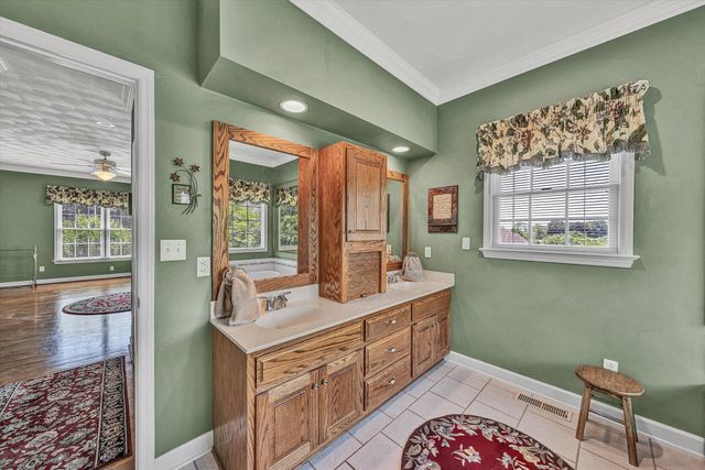 134 Stoneybrook RD, Roanoke, VA 24019
