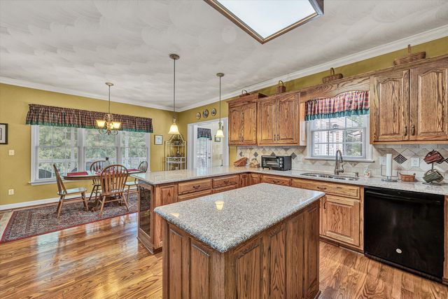 134 Stoneybrook RD, Roanoke, VA 24019