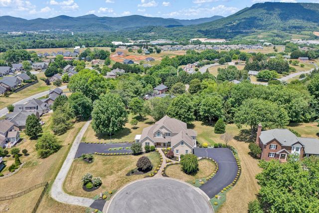 134 Stoneybrook RD, Roanoke, VA 24019