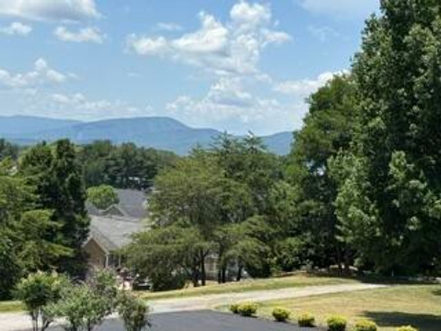 134 Stoneybrook RD, Roanoke, VA 24019
