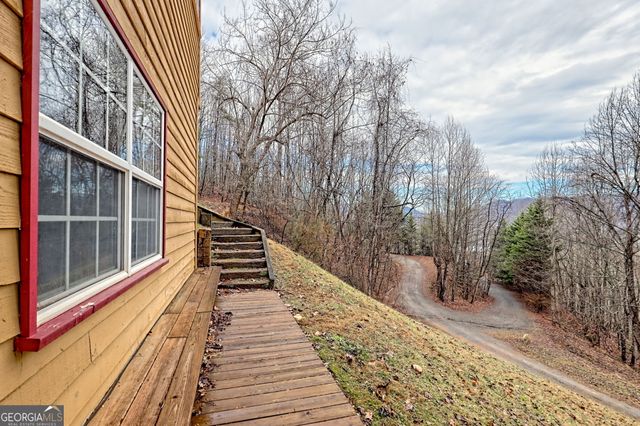 162 Eagles View Valley, Hayesville, NC 28904