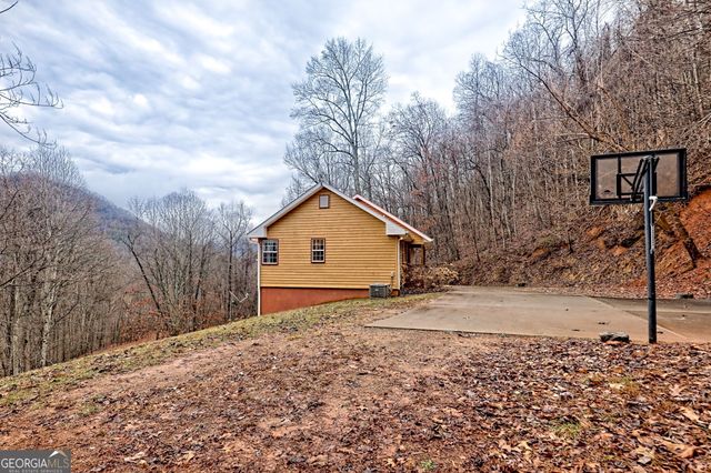 162 Eagles View Valley, Hayesville, NC 28904