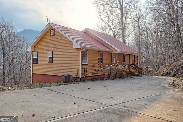 162 Eagles View Valley, Hayesville, NC 28904