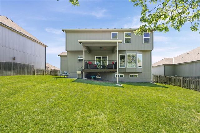 2362 SW River Trail Road, Lee's Summit, MO 64082