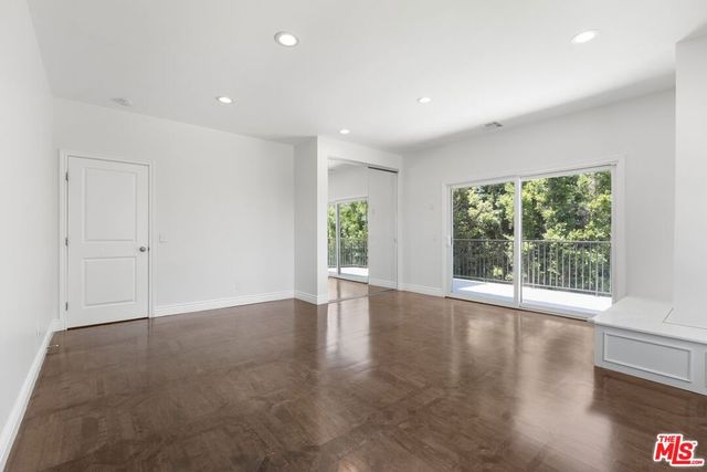 22405 Calipatria Drive, Calabasas, CA 91302