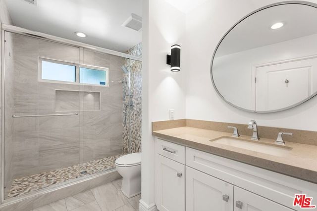 22405 Calipatria Drive, Calabasas, CA 91302