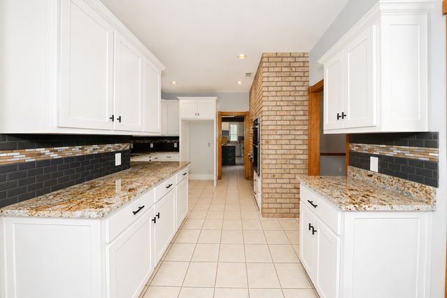 7400 Golf Club Drive, Fort Worth, TX 76179