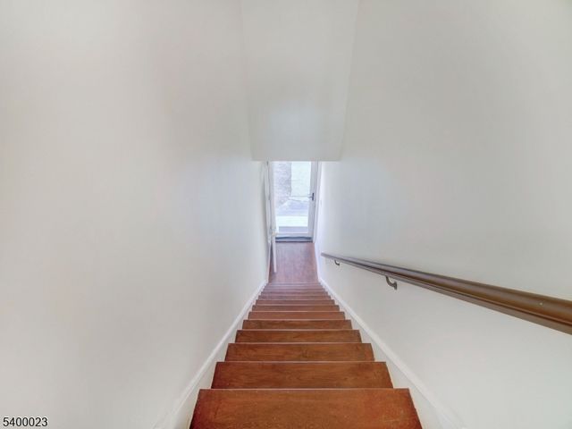 40 Meadowbrook Pl B, Maplewood Twp., NJ 07040