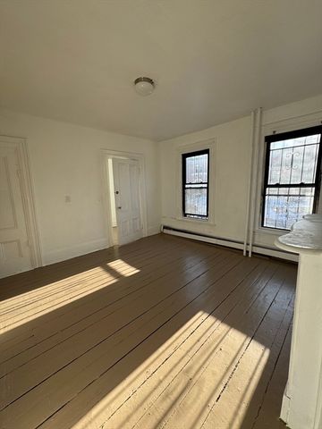 208 Northampton St 1, Boston, MA 02118