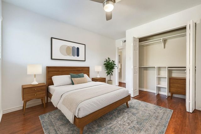 10630 Olympia Drive, Houston, TX 77042