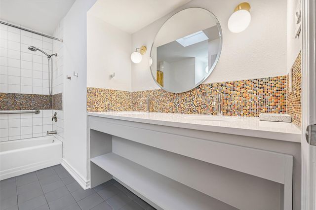 10630 Olympia Drive, Houston, TX 77042