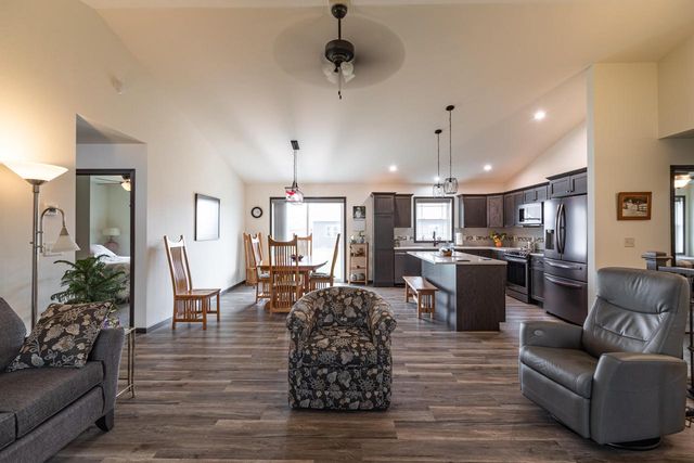 3120 Beyer ROAD, Holmen, WI 54636